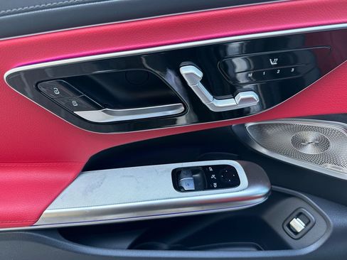 New 2026 Mercedes-Benz CLE 300 4MATIC Coupe image 9