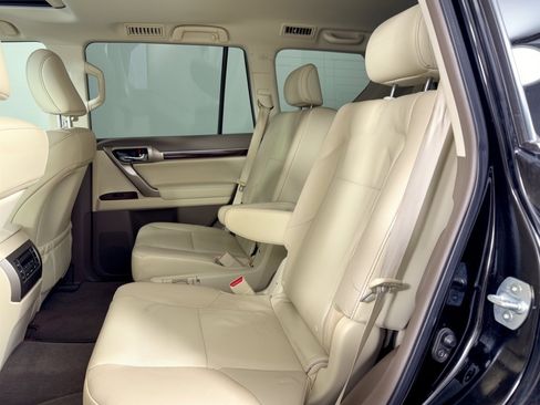 Used 2019 Lexus GX 460 Premium AWD/4WD image 25