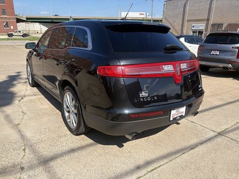 Used 2012 Lincoln MKT AWD image 5