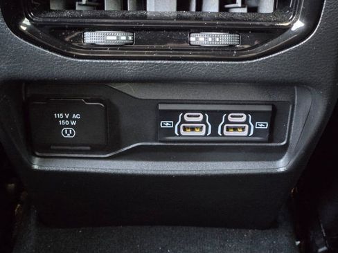 Certified 2024 Jeep Grand Cherokee Laredo X w/ Luxury Tech Group I image 17