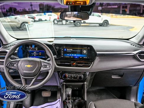 Used 2024 Chevrolet TrailBlazer LT image 13