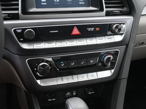 Used 2018 Hyundai Sonata ECO FWD image 19
