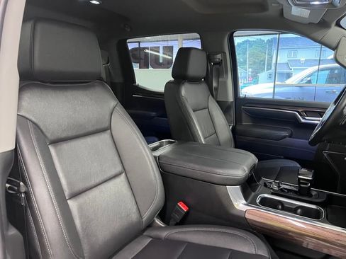 Used 2025 Chevrolet Silverado 1500 RST image 39