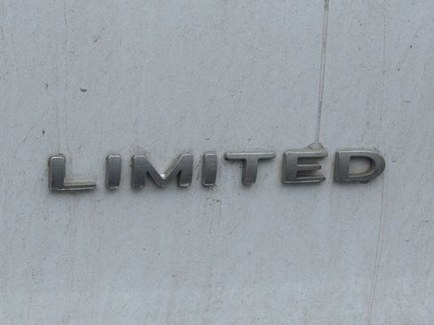 Used 2016 Ford Expedition EL Limited image 39