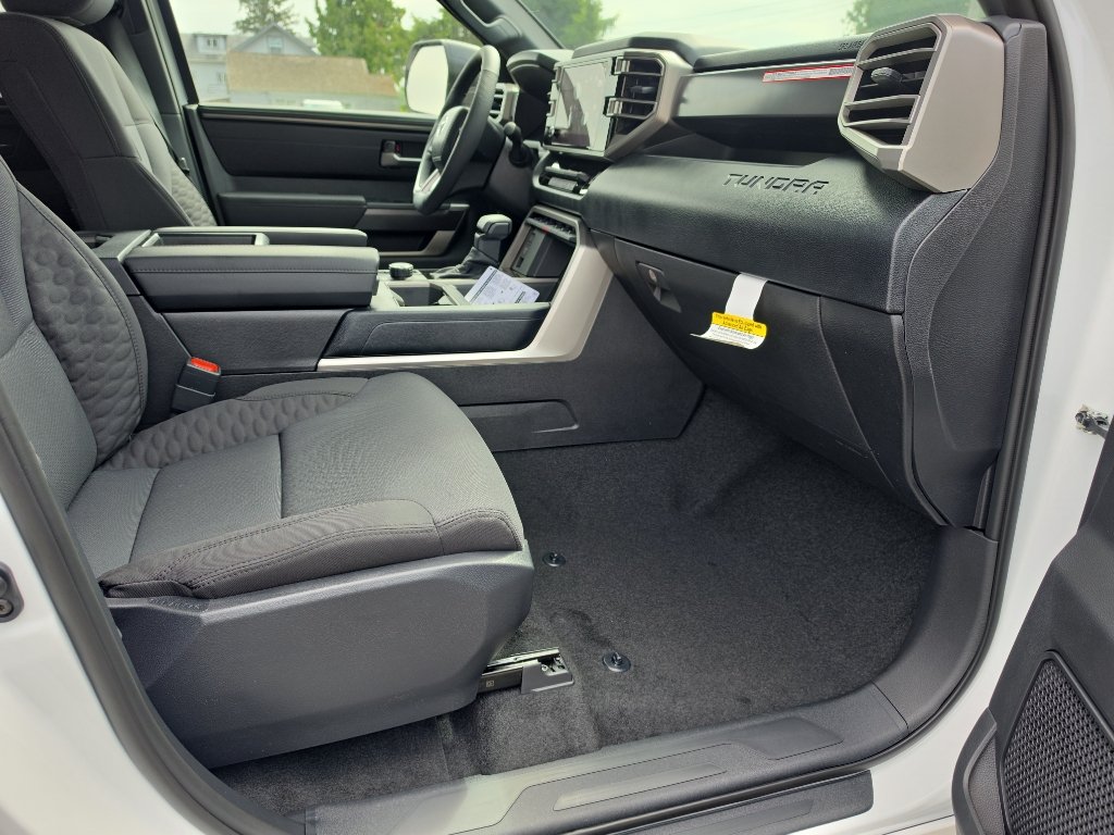 New 2026 Toyota Tundra SR5 w/ TRD Off-Road Package AWD/4WD image 15