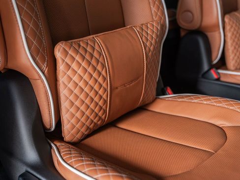 New 2026 Chrysler Pacifica Pinnacle image 31