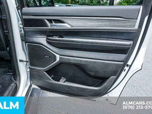 Used 2023 Jeep Wagoneer Series II image 60