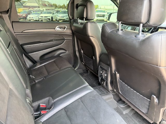Used 2021 Jeep Grand Cherokee Laredo X AWD/4WD image 27