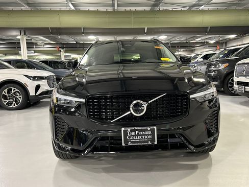 Certified 2024 Volvo XC60 B5 Ultimate w/ Protection Package Premier AWD/4WD image 6