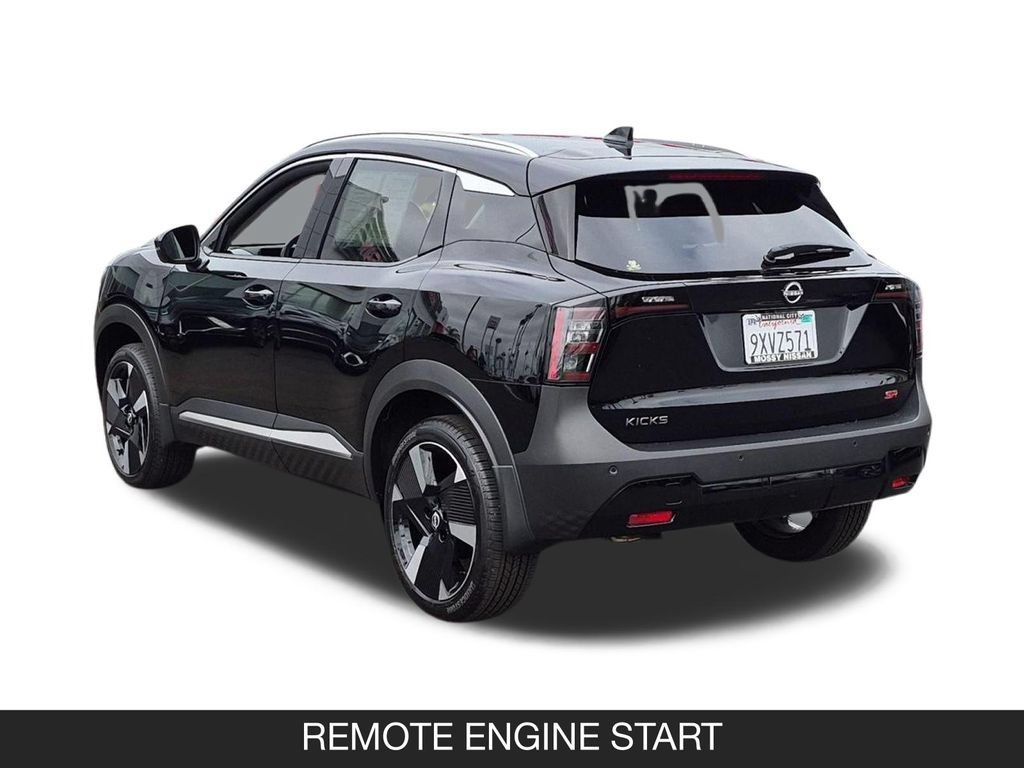 Certified 2026 Nissan Kicks SR FWD image 7