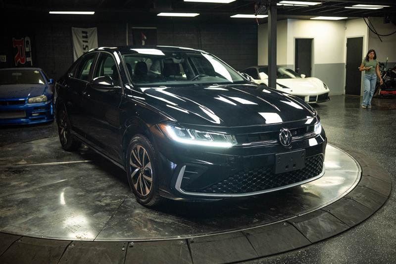 Used 2025 Volkswagen Jetta S FWD image 5