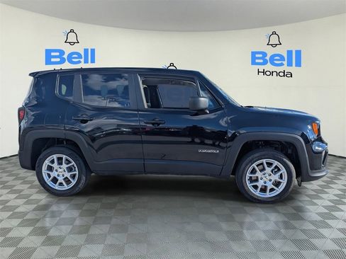 Used 2023 Jeep Renegade Latitude image 5