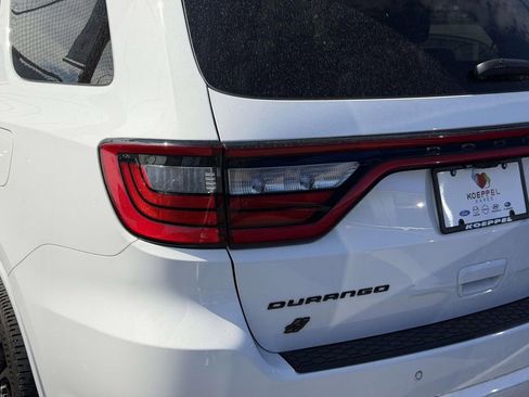 Used 2023 Dodge Durango GT w/ Blacktop Package AWD/4WD image 9