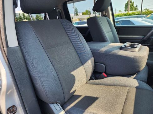 Used 2014 Nissan Titan S AWD/4WD image 26