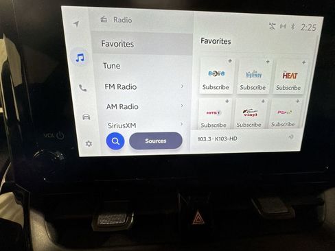 Used 2024 Toyota Corolla SE image 24