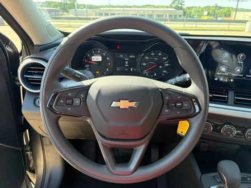 New 2026 Chevrolet Trax LS w/ Driver Confidence Package FWD image 18