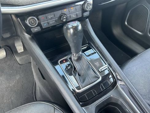 Used 2022 Jeep Compass Latitude AWD/4WD image 28