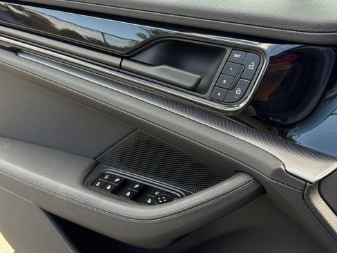 Used 2026 Porsche Panamera image 26