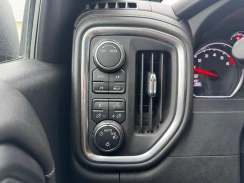 Used 2022 Chevrolet Silverado 1500 RST AWD/4WD image 28