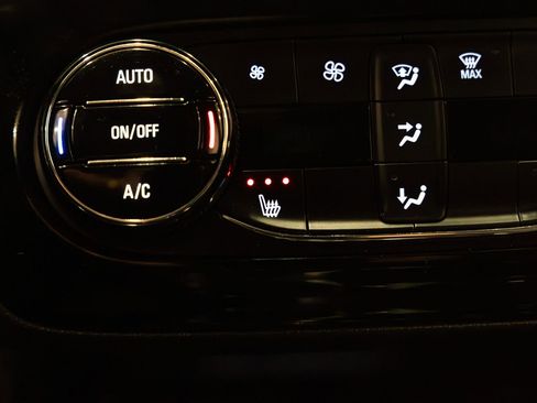 Used 2023 Buick Encore GX Select AWD/4WD image 14