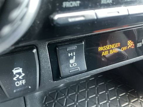 Certified 2021 Toyota RAV4 XLE w/ XLE Grade Weather Package AWD/4WD image 22