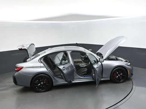 New 2026 BMW 330i Sedan w/ M Sport Package image 51