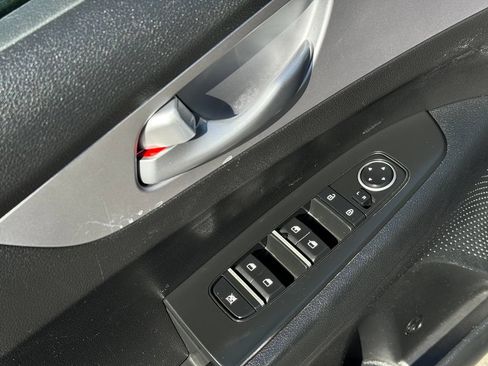Used 2022 Kia Forte LXS FWD image 18