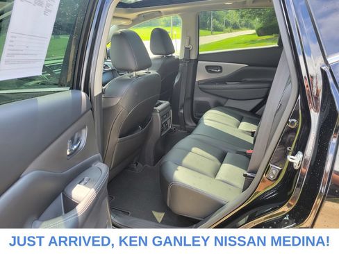 Certified 2024 Nissan Murano SL w/ Cargo Package AWD/4WD image 16