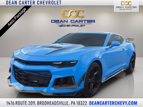 Used 2023 Chevrolet Camaro LT w/ Technology Package RWD image 1
