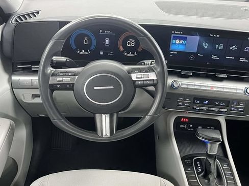 Used 2024 Hyundai Kona SEL AWD/4WD image 19