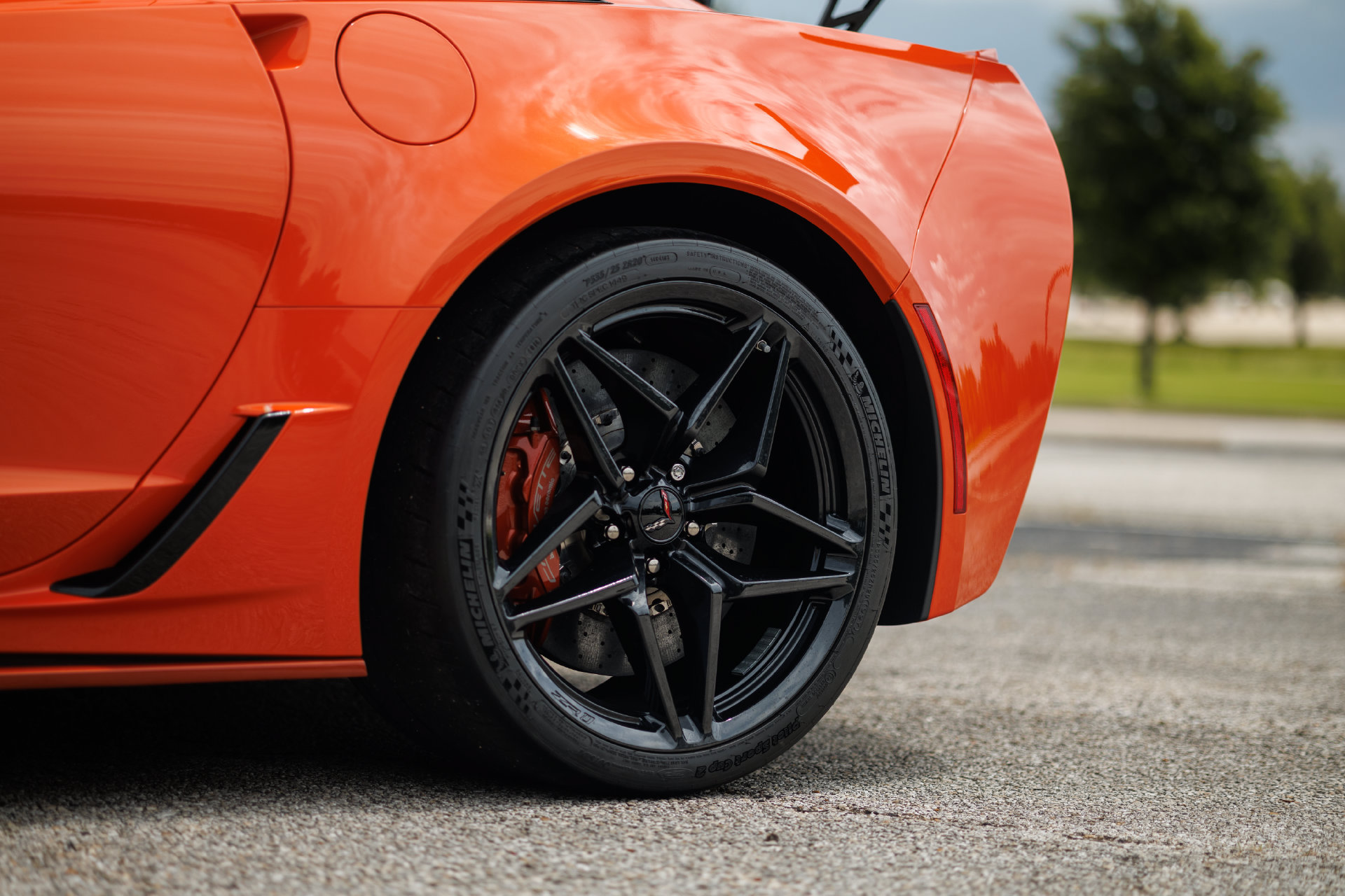 Used 2019 Chevrolet Corvette ZR1 RWD image 8