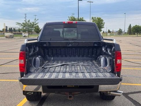Used 2010 Chevrolet Silverado 1500 LTZ w/ Convenience Package AWD/4WD image 34