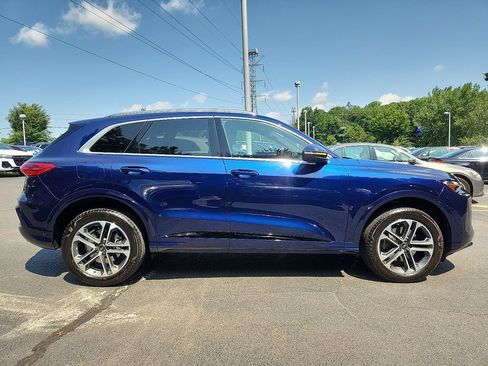 Used 2025 Audi Q5 Premium w/ Convenience Package AWD/4WD image 13