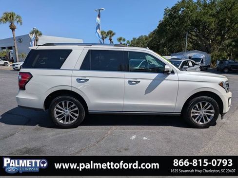 Used 2018 Ford Expedition Limited w/ Equipment Group 301A RWD image 2