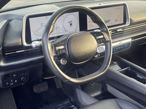 Used 2025 Hyundai Ioniq 6 SEL RWD image 15