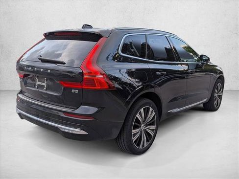 Used 2022 Volvo XC60 B5 Inscription w/ Advanced Package FWD image 5