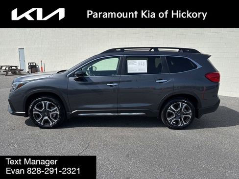 Used 2025 Subaru Ascent Touring w/ Popular Package #2 AWD/4WD image 4
