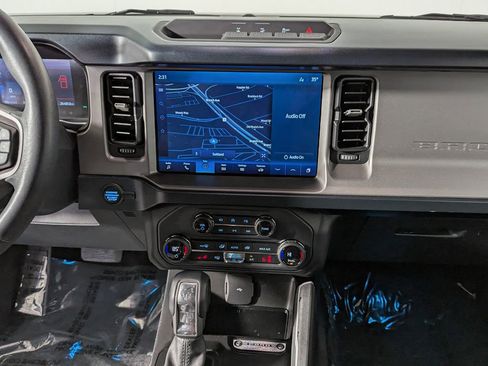 Used 2023 Ford Bronco Outer Banks image 32