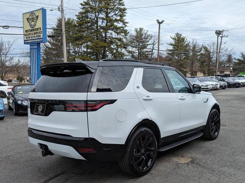 Used 2023 Land Rover Discovery S R-Dynamic image 7