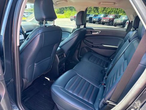 Used 2024 Ford Edge SEL w/ Sport Appearance Package AWD/4WD image 14
