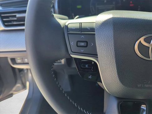 New 2026 Toyota Camry SE FWD image 18