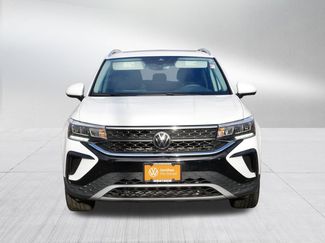 Certified 2023 Volkswagen Taos SE w/ Panoramic Sunroof Package video 2