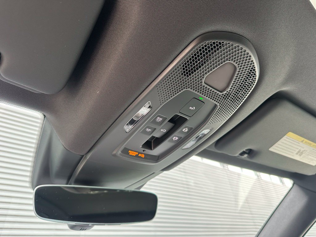 Certified 2026 Porsche Cayenne AWD/4WD image 35