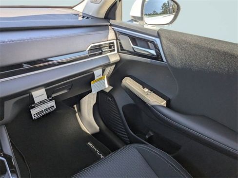New 2025 Mitsubishi Outlander ES image 15