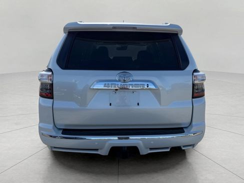 Used 2024 Toyota 4Runner Limited AWD/4WD image 17