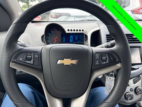 Used 2013 Chevrolet Sonic LT FWD image 17