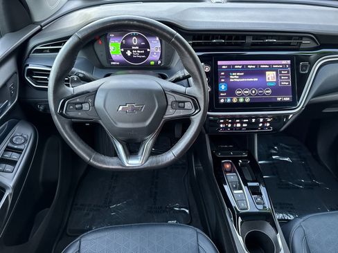 Used 2022 Chevrolet Bolt EUV Premier image 14