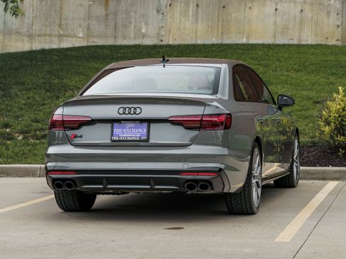 Used 2023 Audi S4 Premium Plus w/ Premium Plus Package AWD/4WD image 4