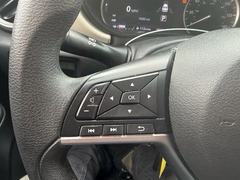 Used 2021 Nissan Versa SV image 13