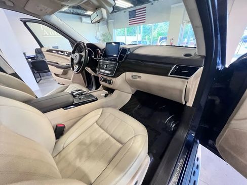 Used 2017 Mercedes-Benz GLS 450 GLS 450 Sport Utility 4D w/ Premium Package image 25